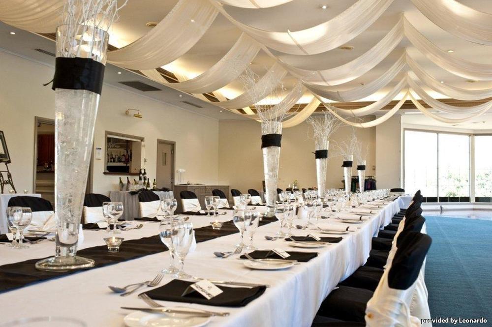 Best Western Plus Hovell Tree Inn Albury Restaurant foto